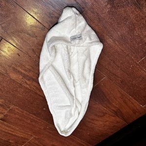 Turbie Twist White Hair Towel Turban Wrap